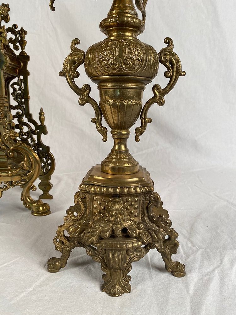 Large Louis XV style bronze mantelpiece, 20th century