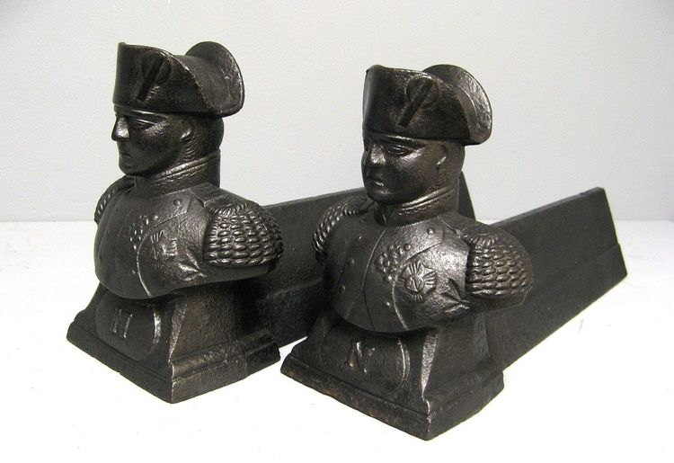 Pair De Chenets à l'Effigie De Napoléon 1er.