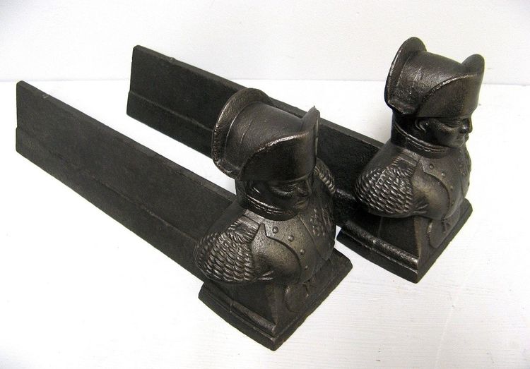 Pair De Chenets à l'Effigie De Napoléon 1er.