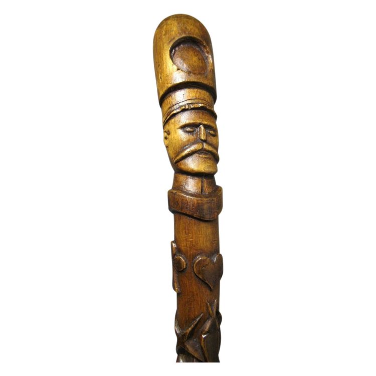 Canne d'Art Populaire En Bois Sculpté.