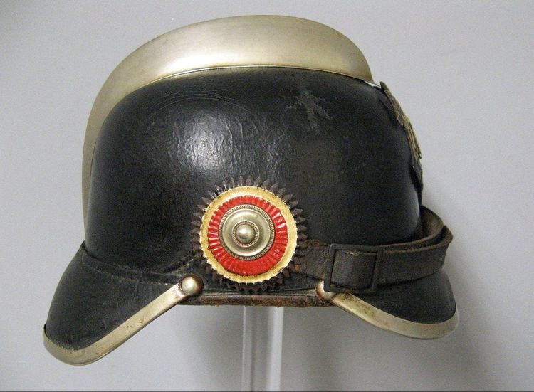 Feuerwehrhelm Aus Dem Zweiten Reich Krieg Von 14/18. Bremen WWI.