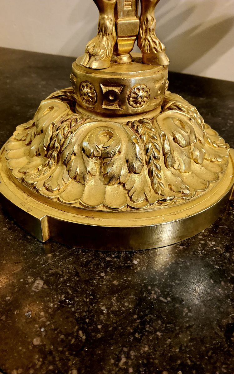 Coppia di candelabri in ormù in stile neoclassico secondo Delafosse JC. XIX secolo