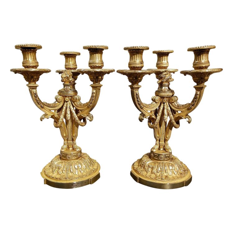 Coppia di candelabri in ormù in stile neoclassico secondo Delafosse JC. XIX secolo