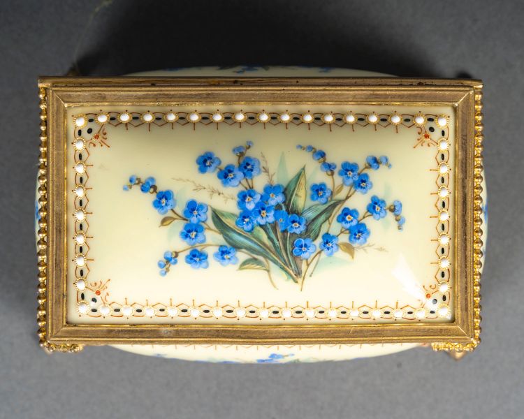 An enamel jewelry box, late 19th century