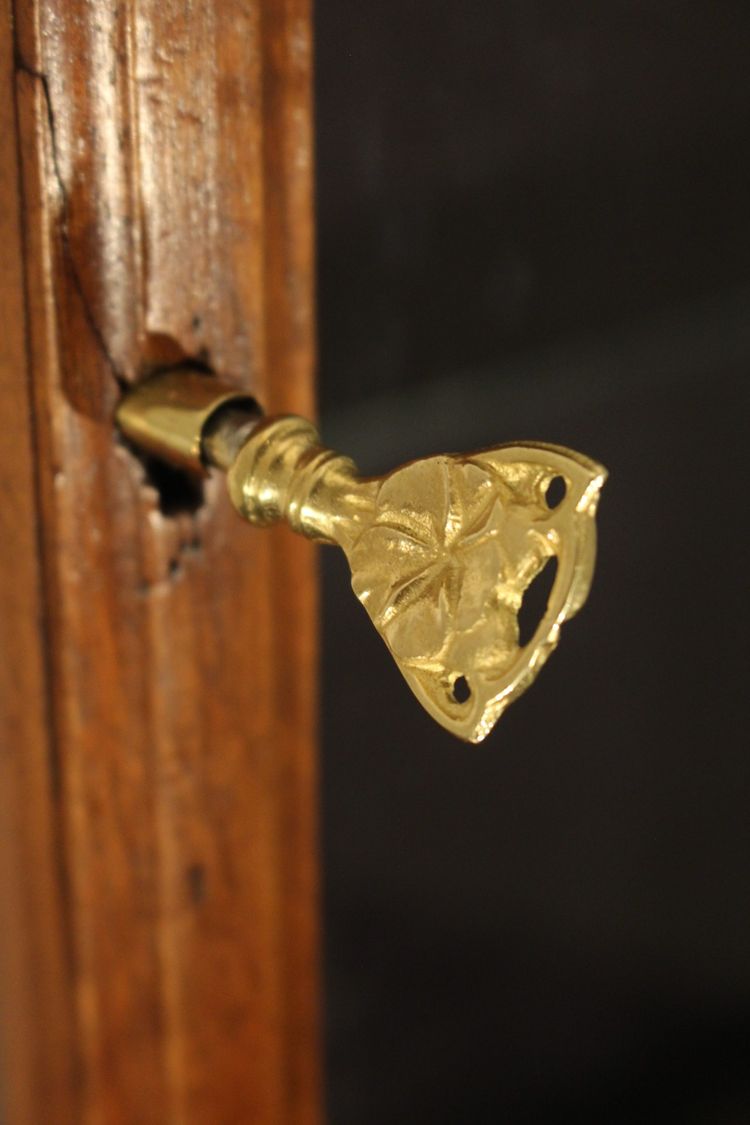  Art Nouveau showcase