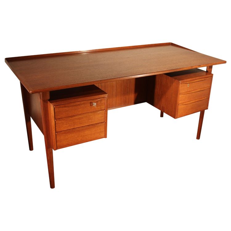 Scandinavian desk by Peter Lovig Nielsen