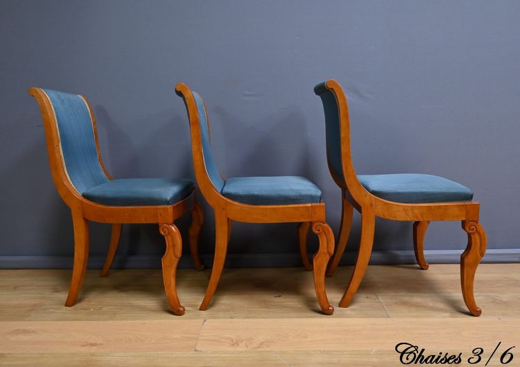 Suite de 6 Chaises en Erable et Merisier, style Charles X – Milieu XXe