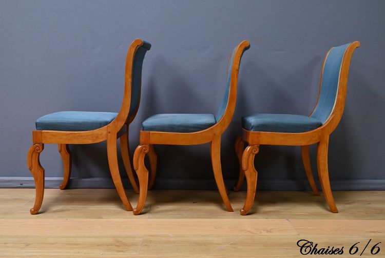 Suite de 6 Chaises en Erable et Merisier, style Charles X – Milieu XXe