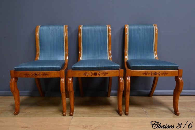 Suite de 6 Chaises en Erable et Merisier, style Charles X – Milieu XXe