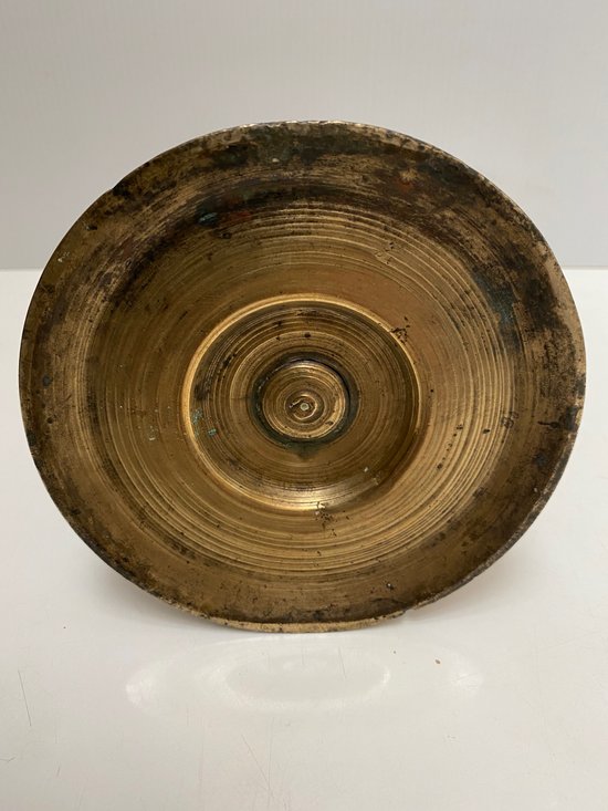 Kerzenhalter aus Bronze 15. Jahrhundert XVI. aus dem Südwesten...