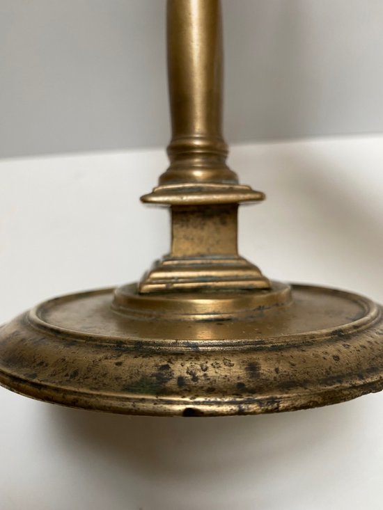 Kerzenhalter aus Bronze 15. Jahrhundert XVI. aus dem Südwesten...