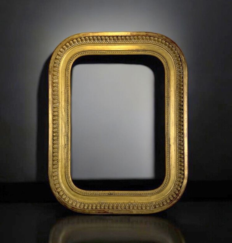 ANCIENT 19th CENTURY FRAME IN WOOD AND GILDED STUC SCULPTTED FOR PAINTING 46 CM X 34 CM