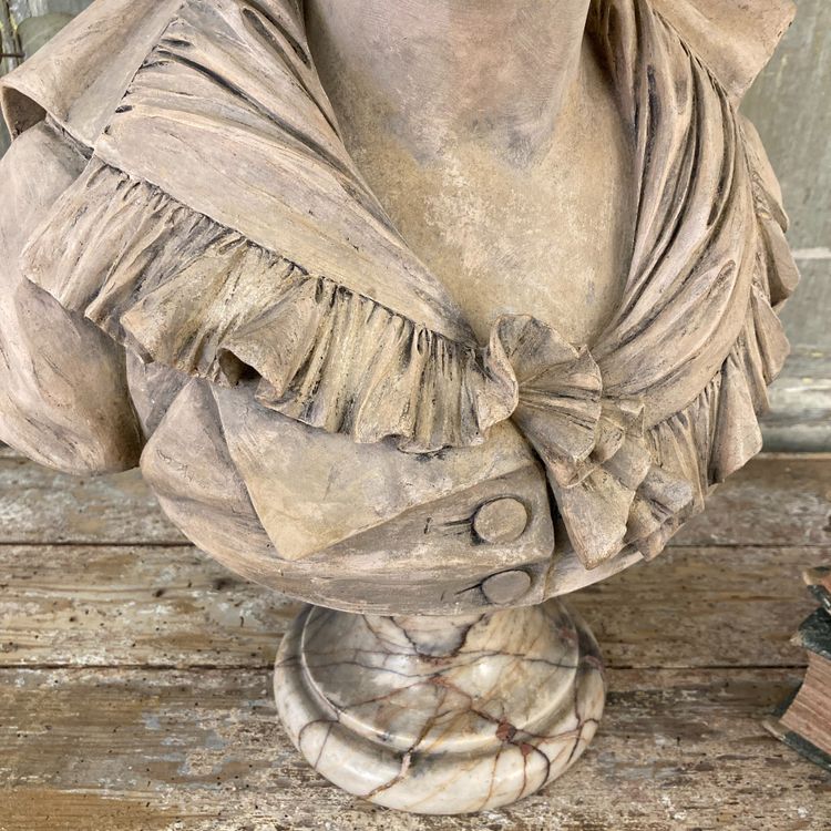 Busto di bambino in terracotta XIX secolo