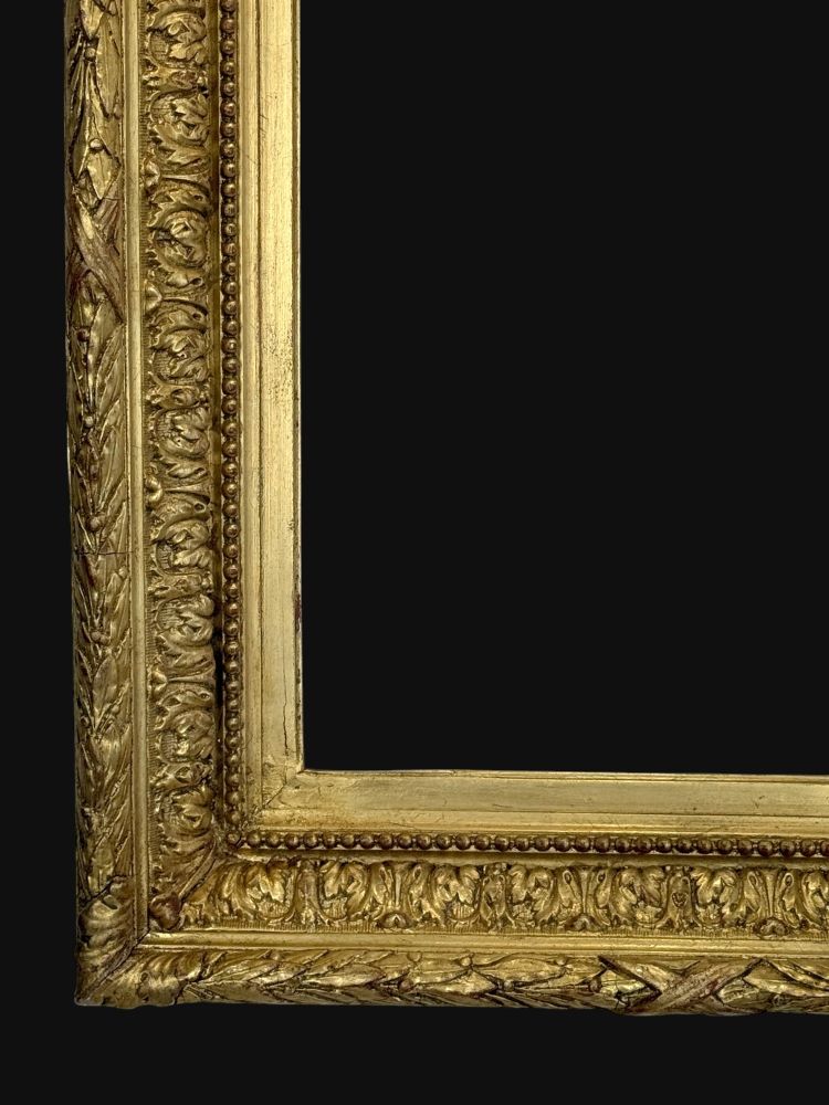 ANCIENT GILDED WOOD AND STUC FRAME FOR PAINTING 46.5 cm x 34 cm ( BEAUTIFUL GILDING )
