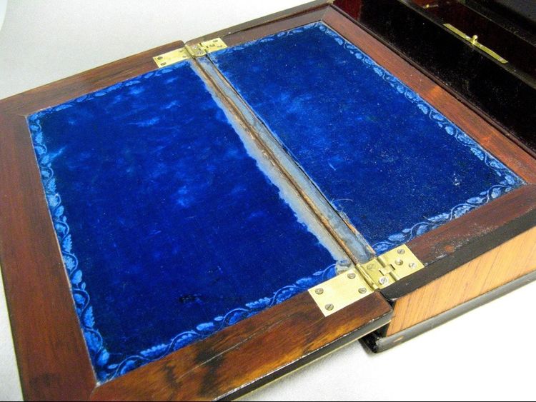 Ecritoire De Voyage in marquetry 19th Century. Napoleon III period.
