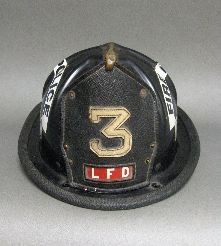Amerikanischer Feuerwehr- und Polizeihelm. Cairns & Brother Helm