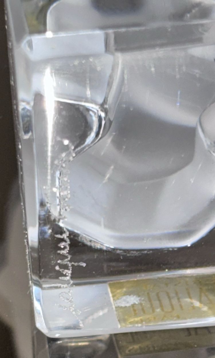 LALIQUE France Pair of Éléphants bookends in moulded and satin-finish crystal.