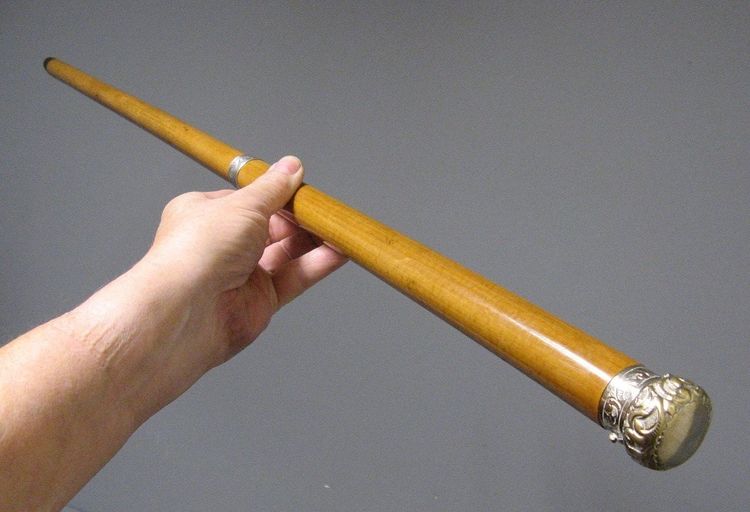 Canne Milord à Système Porte Cigare.