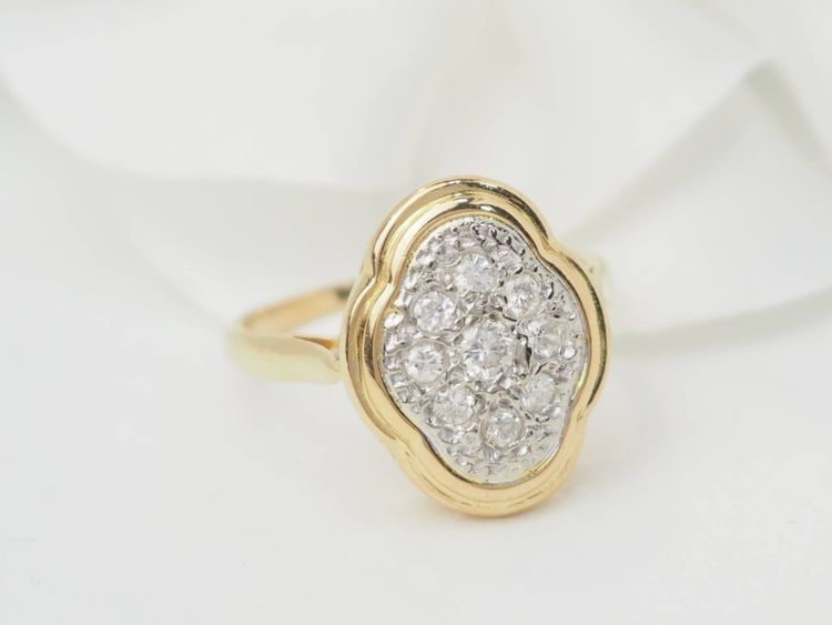 Anello vintage in oro giallo e diamanti