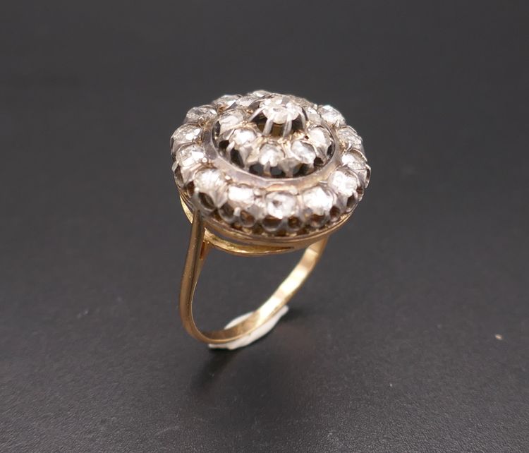 Anello con diamante, XIX secolo.