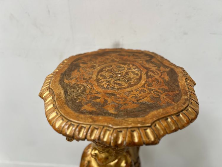 Display column in gilded carved wood XIX century