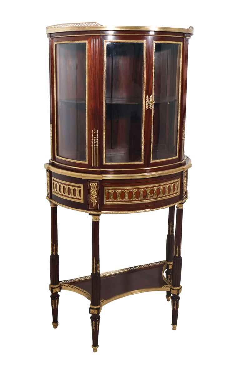 Half-moon display case attributed to Paul Sormani, late 19th century