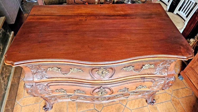 Importante Commode Tombeau XVIIIème En Noyer