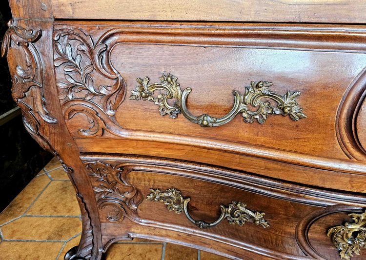 Importante Commode Tombeau XVIIIème En Noyer