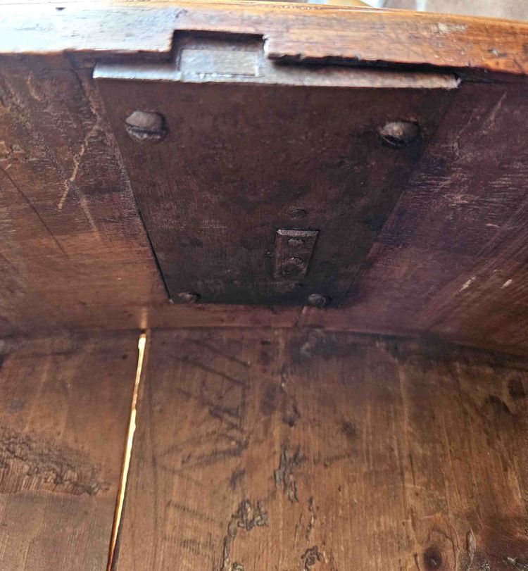 Importante Commode Tombeau XVIIIème En Noyer