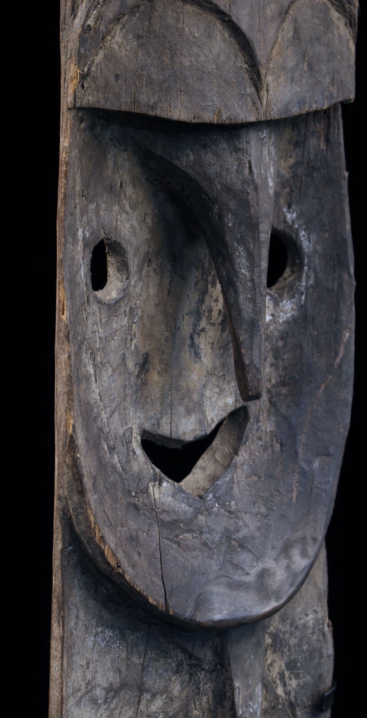 Figure Minja, sculpture, tribal art, Papua New Guinea, Oceanian art, Oceania, 146 x 21 cm