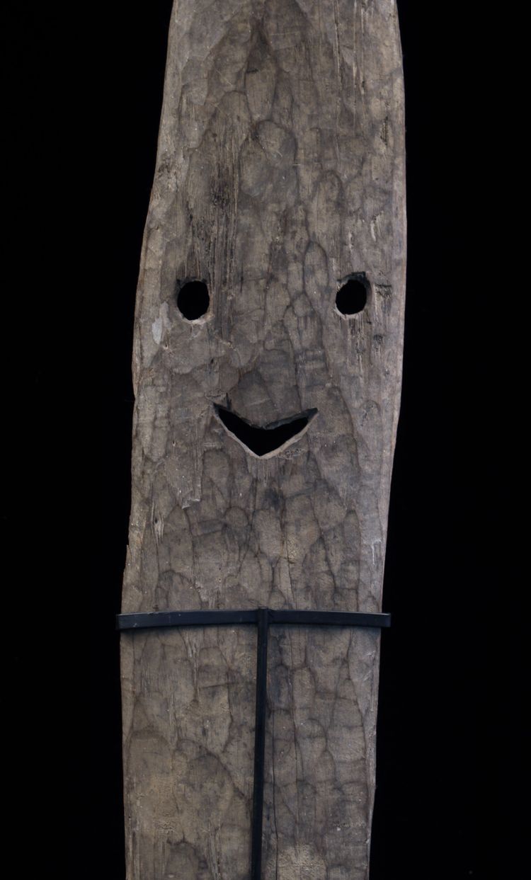Figure Minja, sculpture, tribal art, Papua New Guinea, Oceanian art, Oceania, 146 x 21 cm