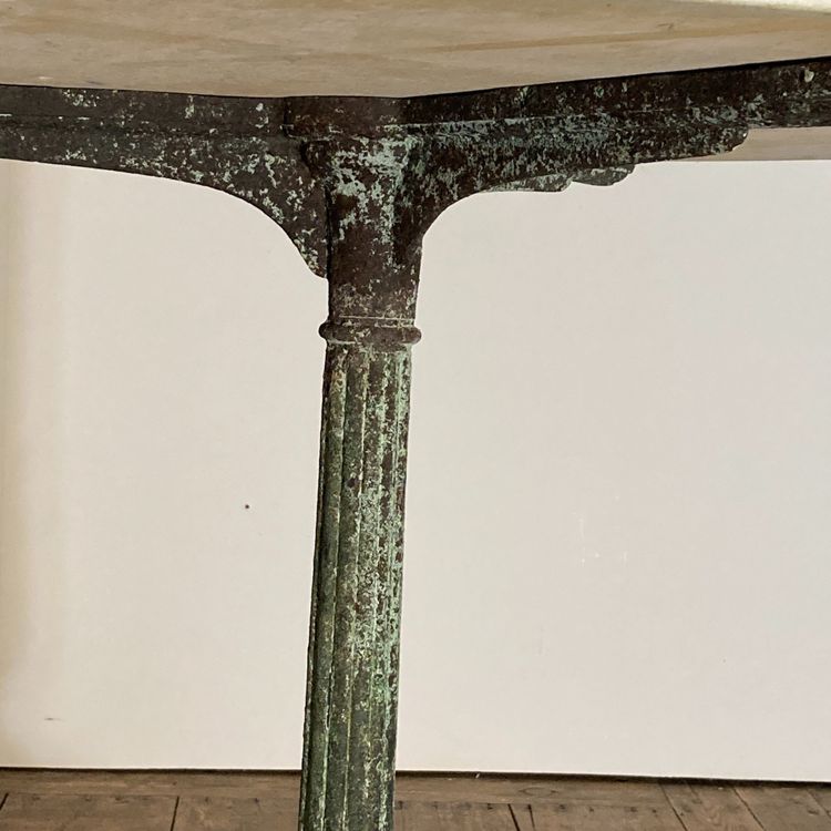 Cast-iron pedestal table XIX