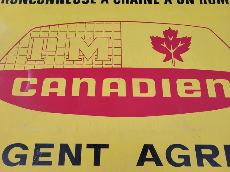  Plaque  peinte en tôle    Publicitaire CANADIEN tronçonneuse h50x l 75