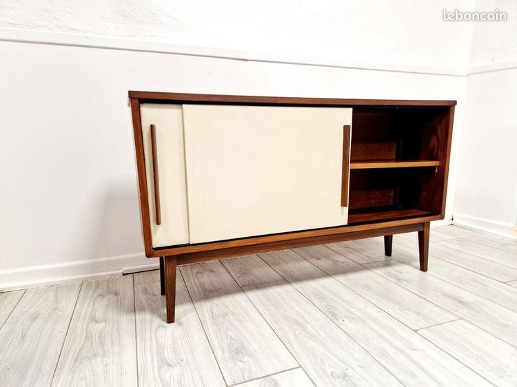 Buffet suédois vintage en teck Portes blanches