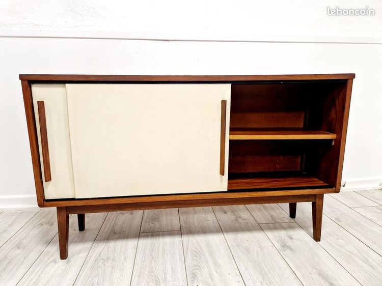 Buffet suédois vintage en teck Portes blanches