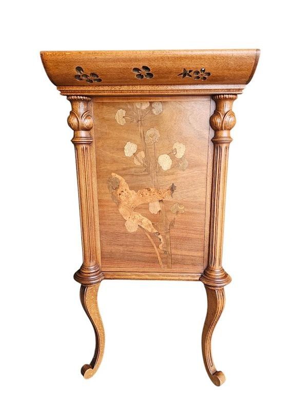 Emile Gallé Rare Commode Sauteuse Art Nouveau "Marais Fleuri et Libellule"