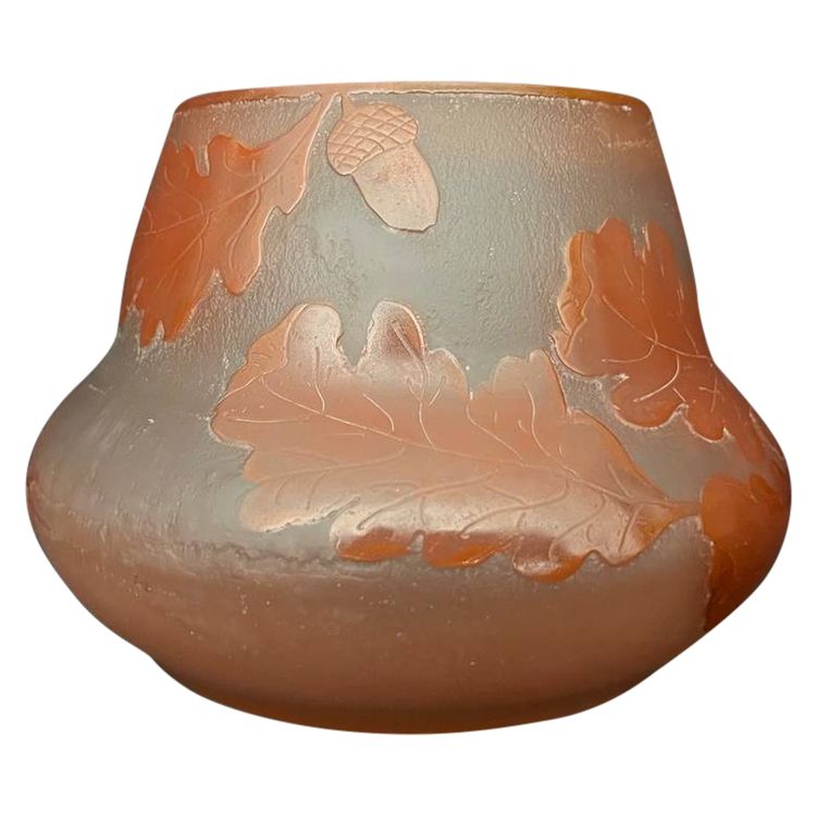 Vase aus säuregeätztem Glas - Jugendstil