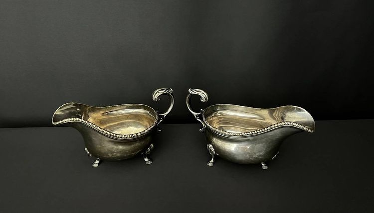 Pair of antique silver-plated sauce boats - Carrington & Co, London