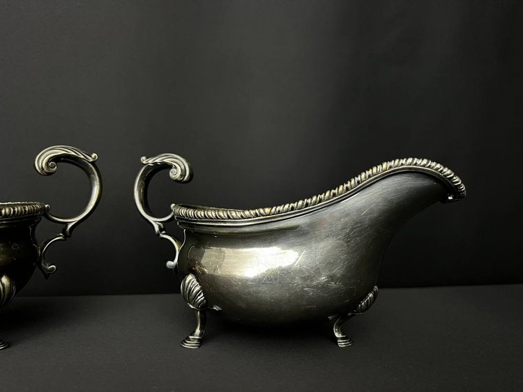 Pair of antique silver-plated sauce boats - Carrington & Co, London
