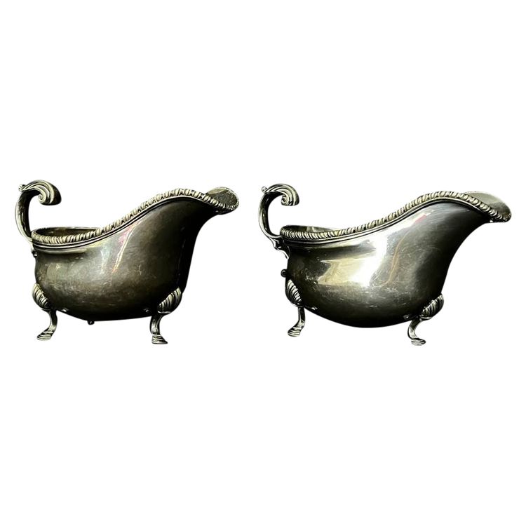 Pair of antique silver-plated sauce boats - Carrington & Co, London