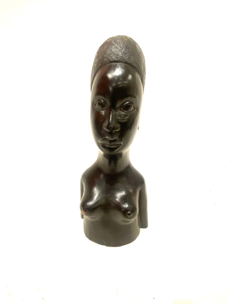 African bust from the 50s