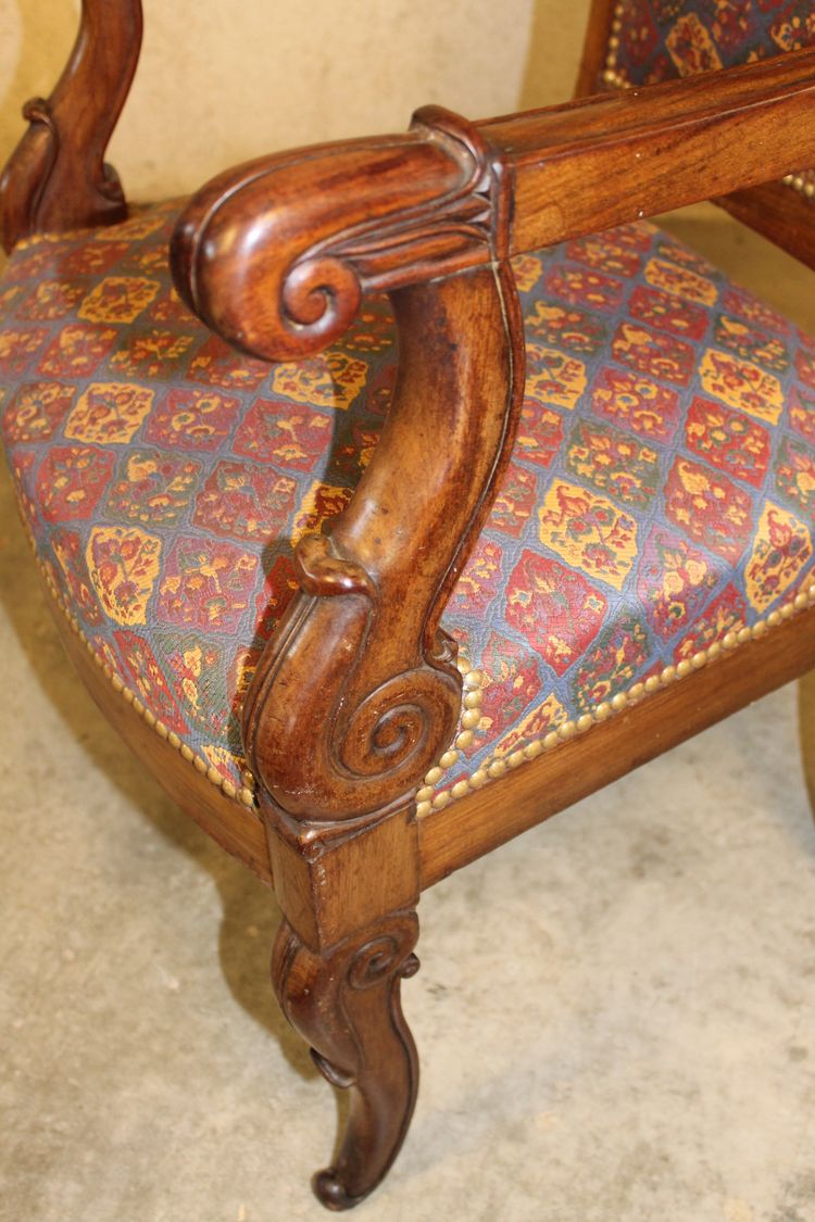 Poltrona in mogano da restauro del XIX secolo