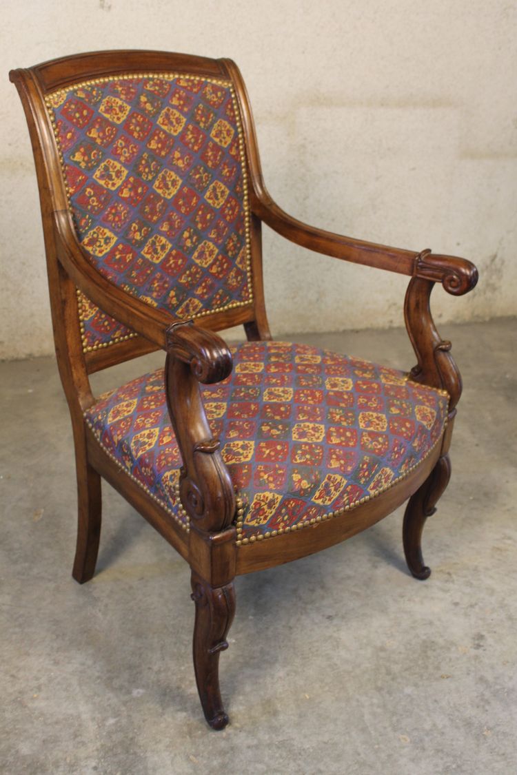 Poltrona in mogano da restauro del XIX secolo