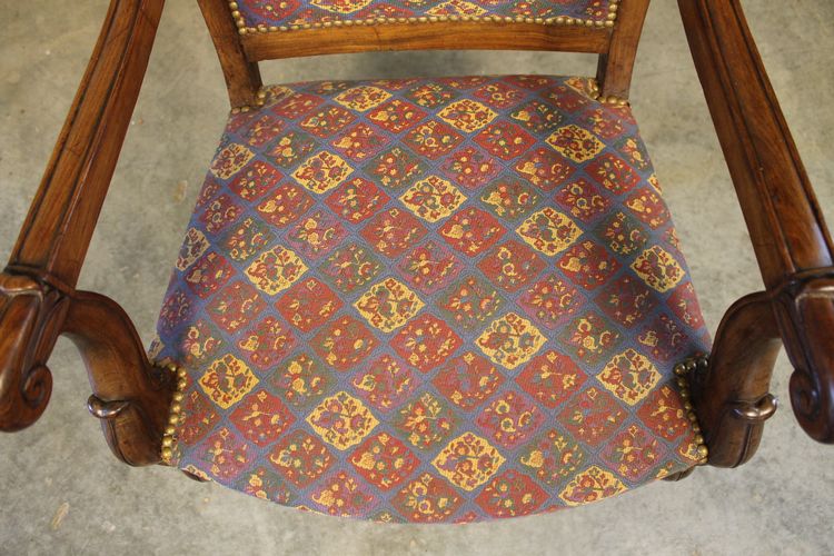 Poltrona in mogano da restauro del XIX secolo