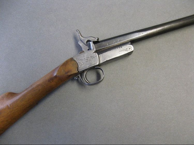 Wilderer-Gewehr mit St. Etienne-Brosche XIX.