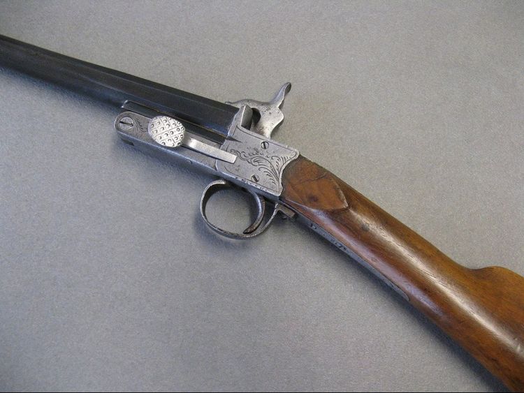 Wilderer-Gewehr mit St. Etienne-Brosche XIX.
