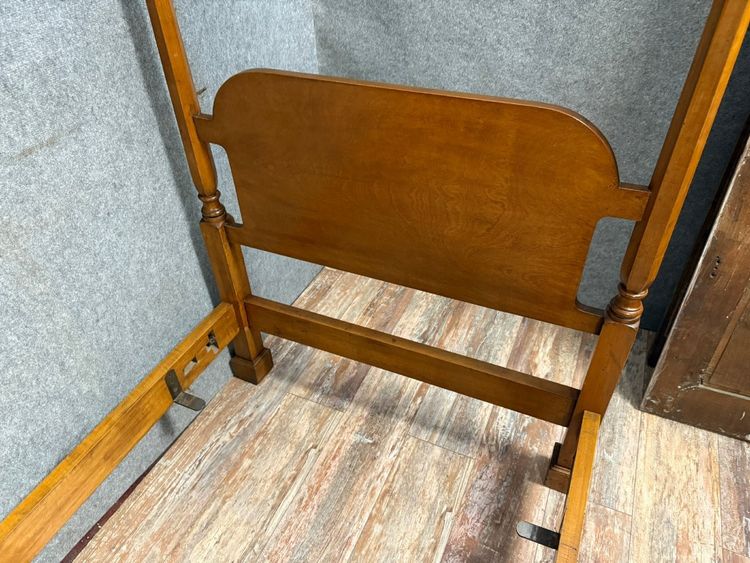 Smith & Watson Mint New York: letto a baldacchino in legno massiccio del 1950 circa