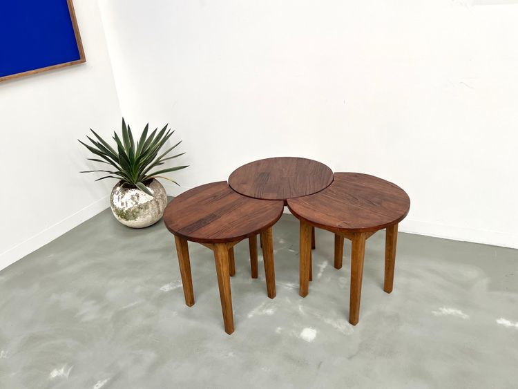 Ensemble de 3 tables basses demi-lune, Danemark, années 60