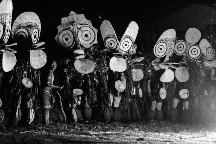 Baining-Kostüm, Stammeskunst, Ozeanische Kunst, Ozeanien, Frühe Neuzeit, Papua-Neuguinea, 133 cm