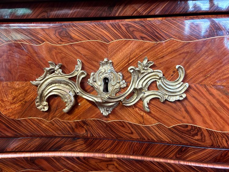 COMMODE EPOQUE LOUIS XV ESTAMPILLEE Jean-Chrysostome Stumpff (1731-1806)